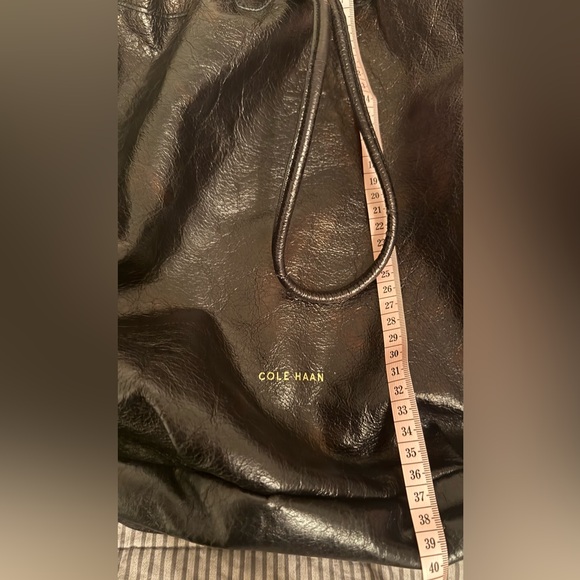 Cole Haan handbag leather excellent condition like new - Picture 15 of 16